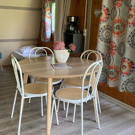 Camping Calme Et Nature Iserand Vion  外观 照片